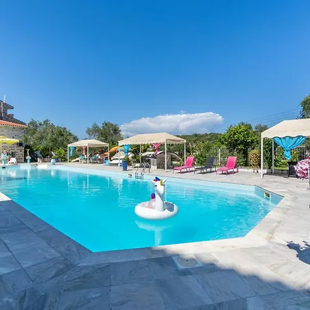 Paco's Superior 8 * Oziás