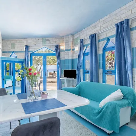 아파트 Paco's Superior 8 *