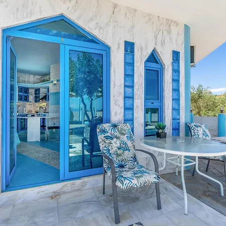 아파트 Paco's Superior 8 *